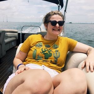 Meet your Posher, Alyssa